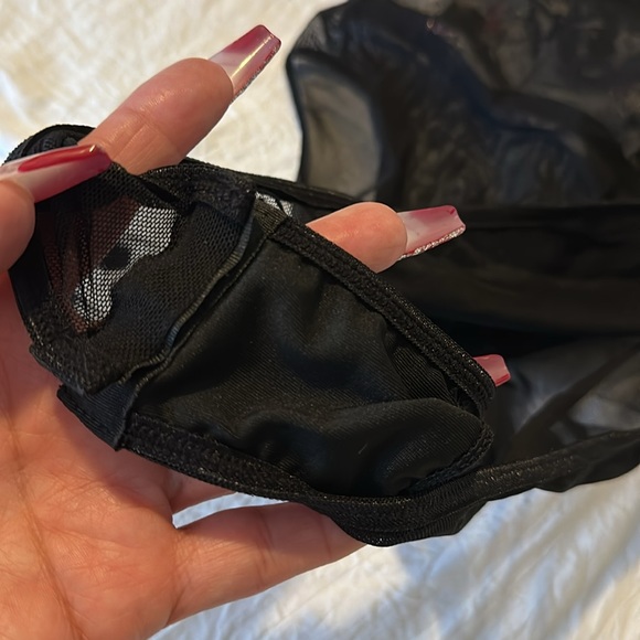 *NEW* embroidered lace and mesh bodysuit L - Picture 9 of 11